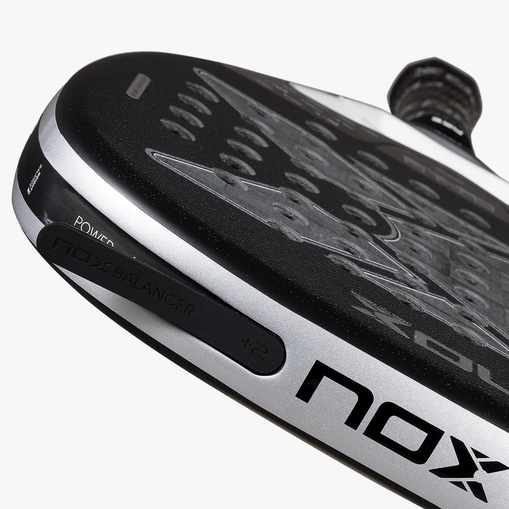 PALA NOX AT10 GENIUS ATTACK 18K BY AGUSTIN TAPIA 2026